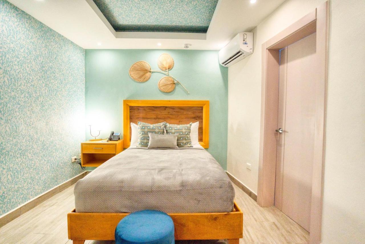 Melina Hotel Higüey Buitenkant foto
